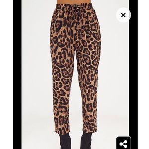 Leopard print pants 💕